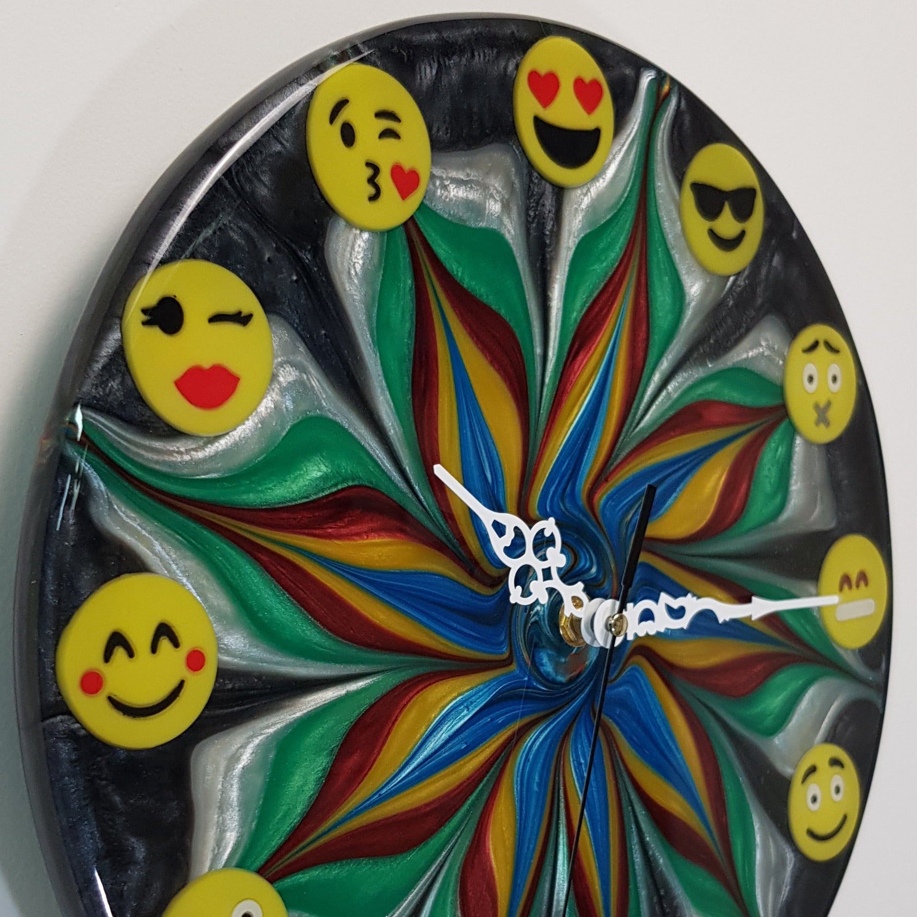 Limited edition resin art wall clock – Emotion Flow #01 with colorful emoji markers