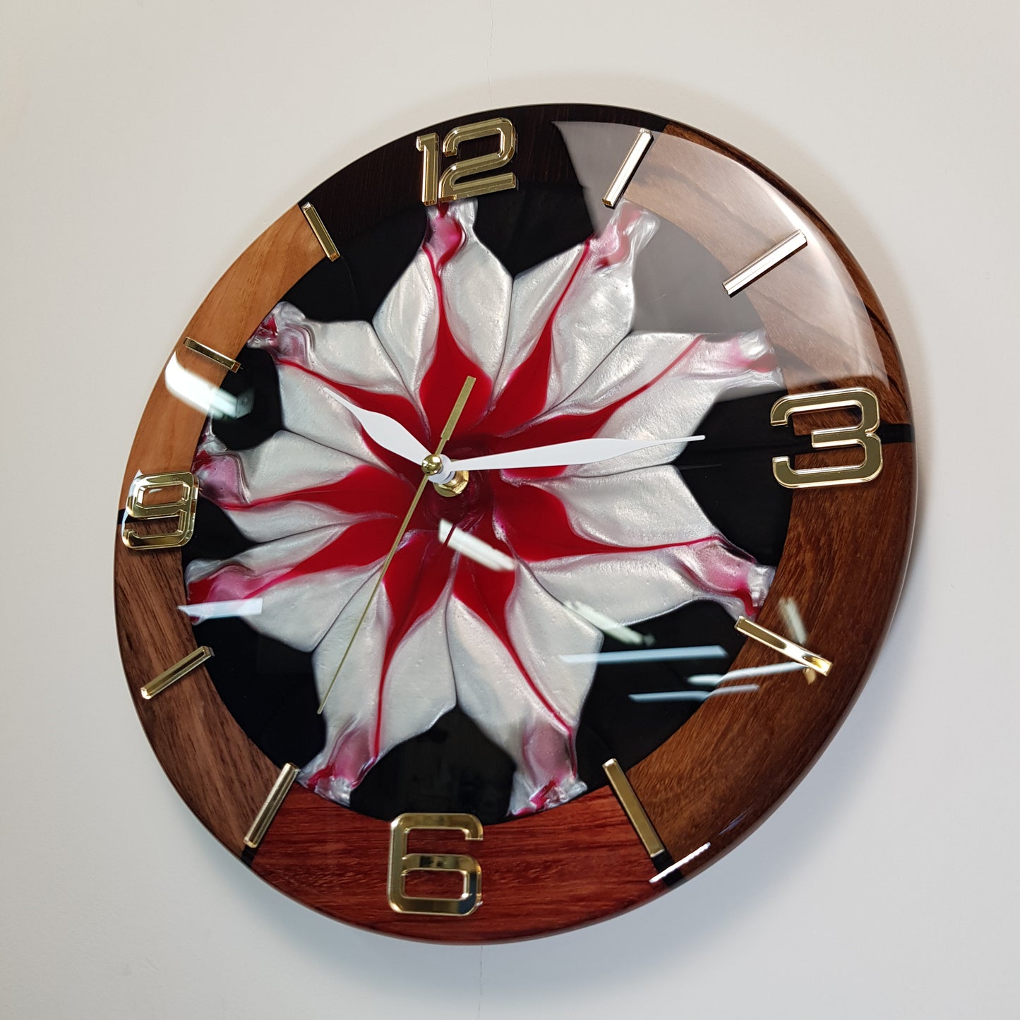 Side view highlighting the depth of the resin surface and contrast with natural wood