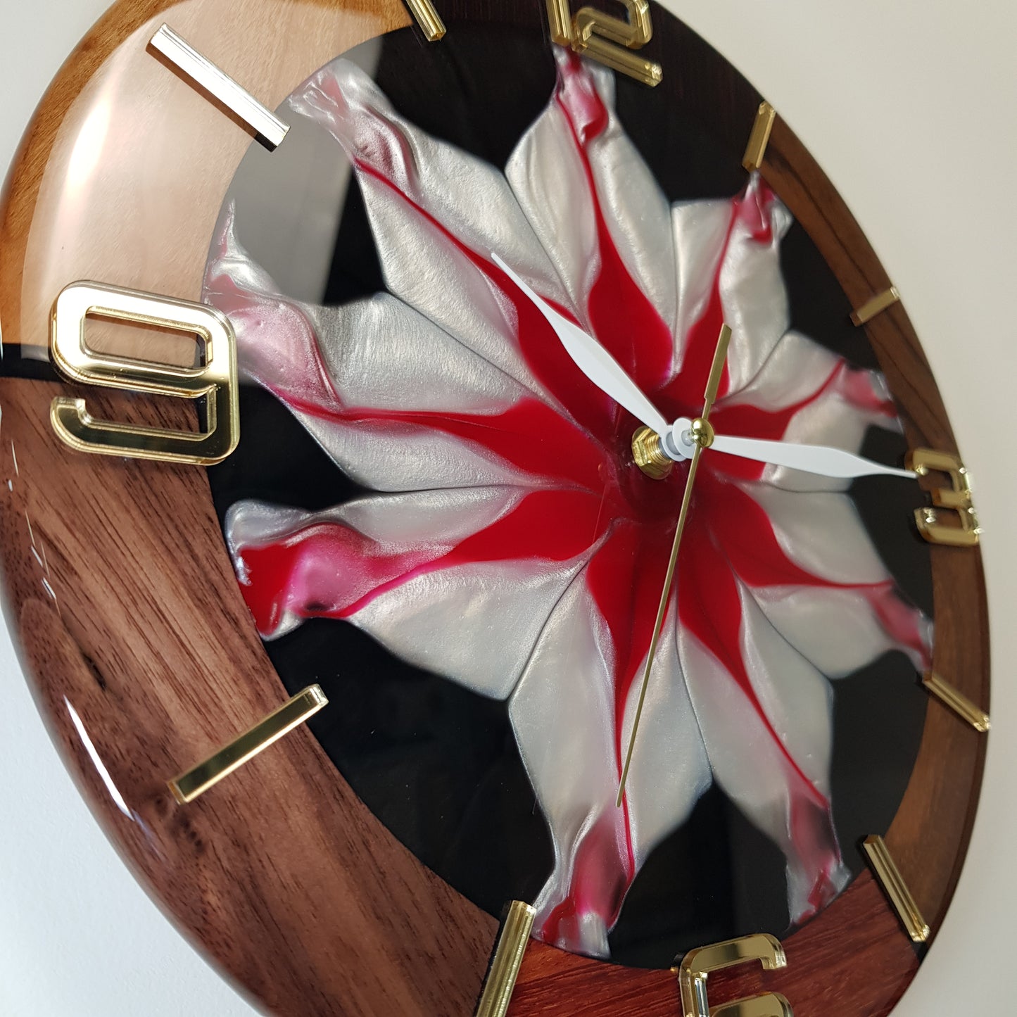 Close-up of the resin center revealing the frozen-flame pattern and glossy finish