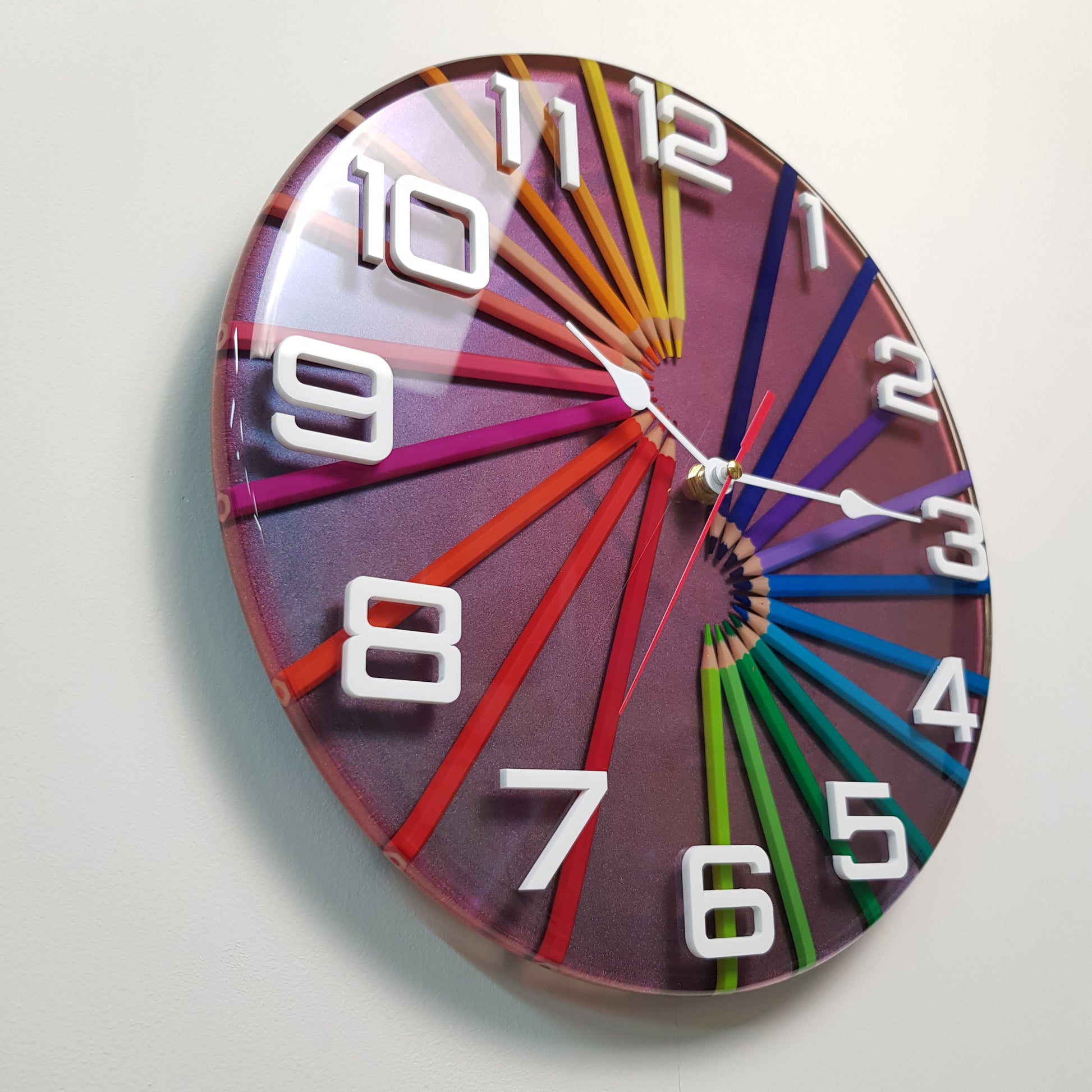 Close-up of the white plexiglass numbers against the chameleon pigment surface