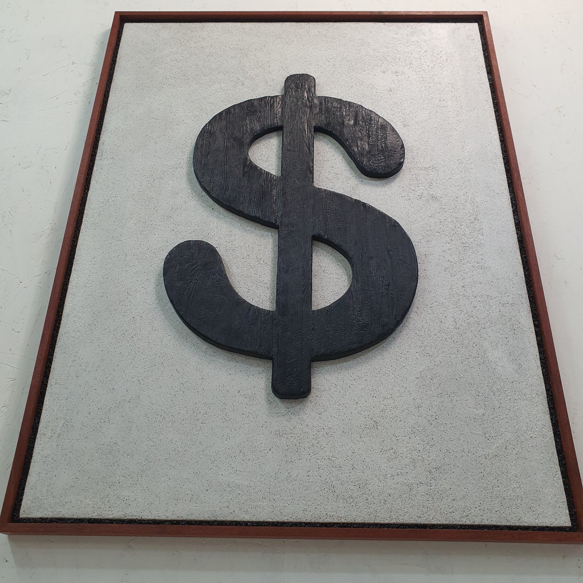 Collectible conceptual artwork Icona Bruciata – one-of-a-kind installation critiquing money and value, limited edition 1/1