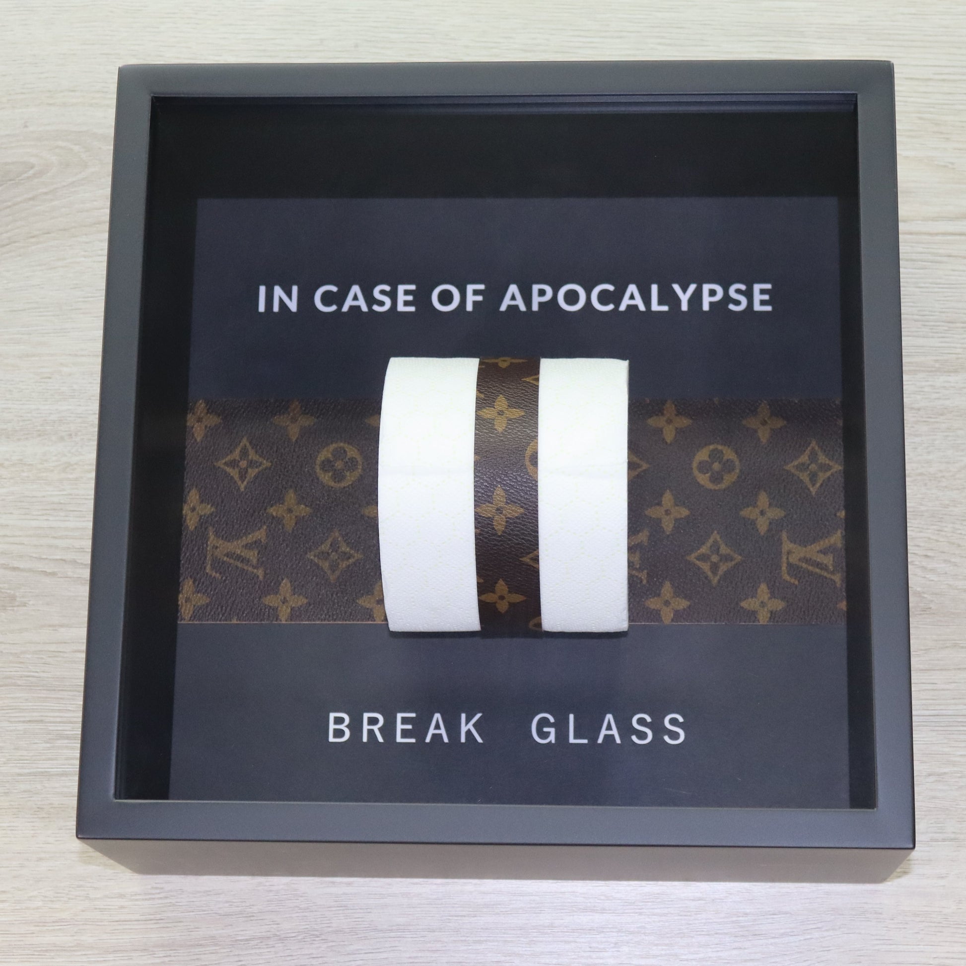 Limited edition conceptual artwork Priorità – handmade collectible piece with certificate of authenticity